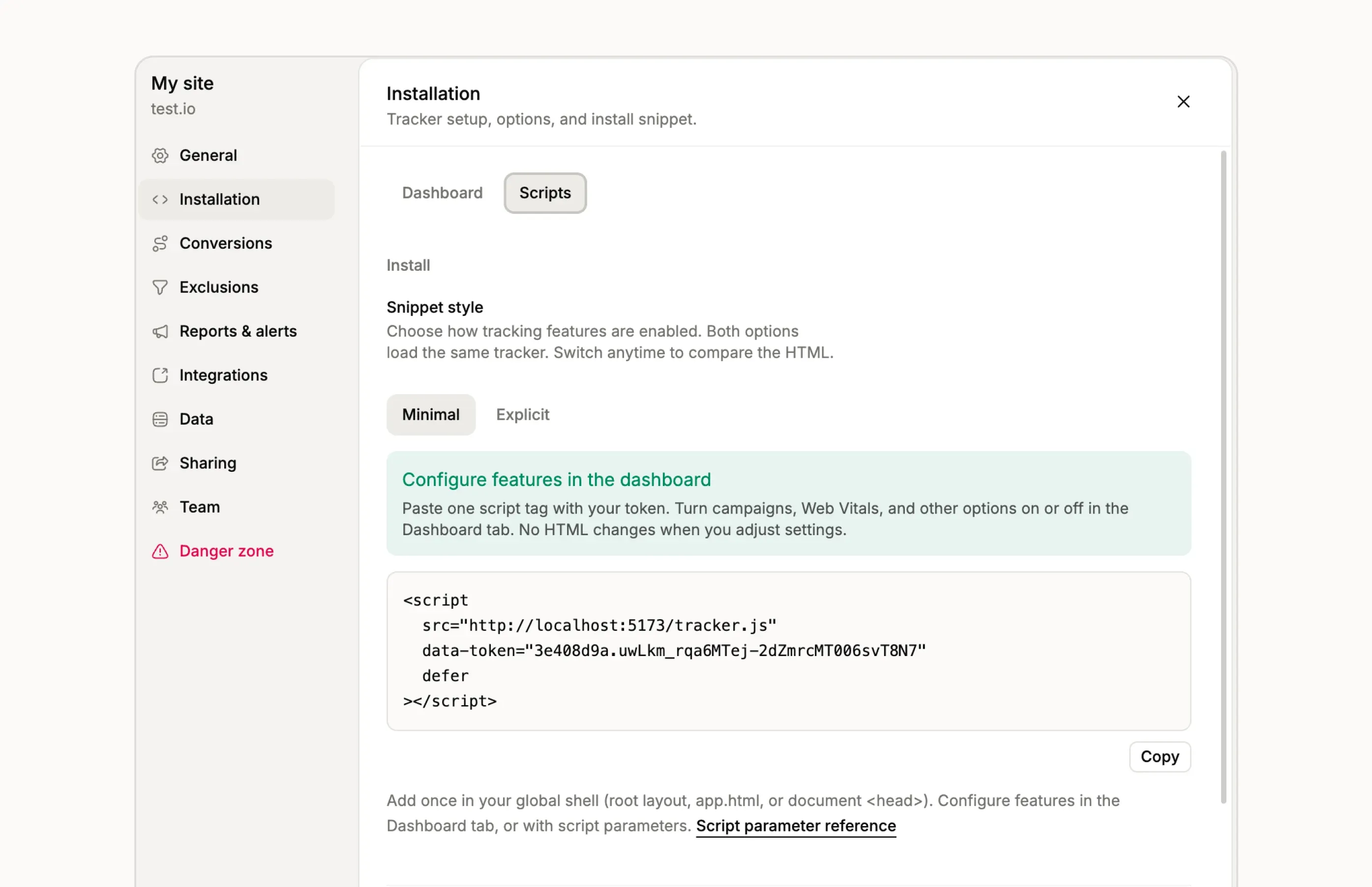 Installation settings showing the install script with the site token filled in.